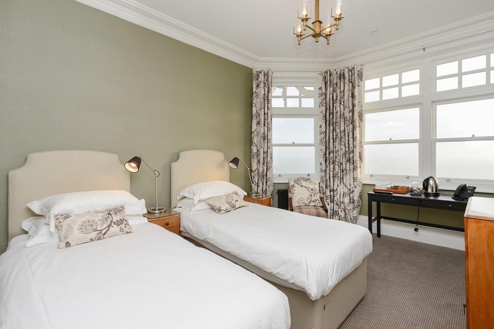 Bay Tree Hotel 3*